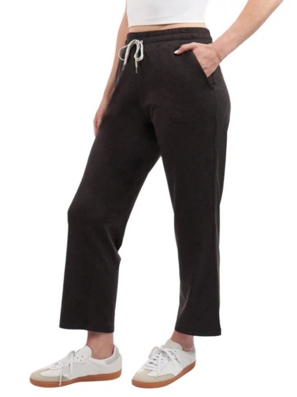 Kirkland Signature Women's Lightweight Crop Pant - Picture 2 of 8